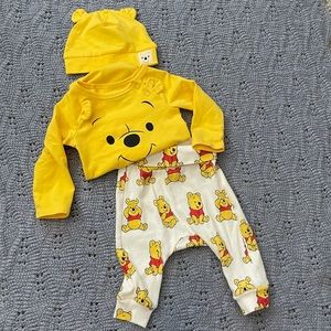 H&M Winnie the Pooh Onesie Set